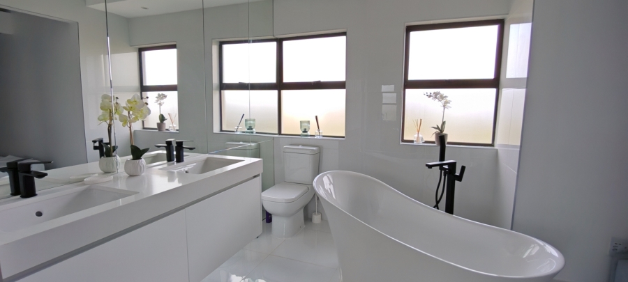 2 Bedroom Property for Sale in Langebaan Country Estate Western Cape